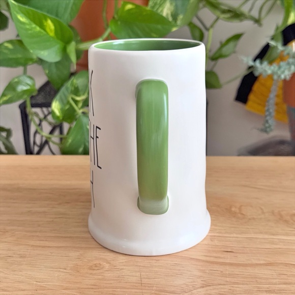 Rae Dunn Luck Of The Irish Stein Large Mug 20 Oz White Green St Patricks Day - Picture 3 of 8